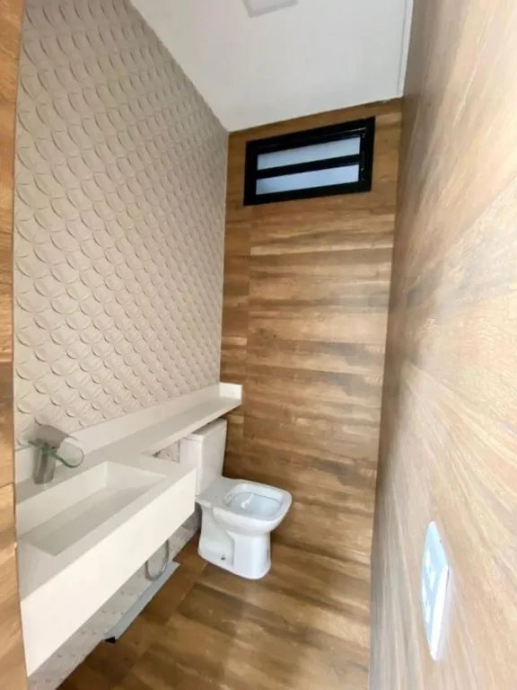 Imagem CASA COM 185,00 m² - FLÓRIDA - PRAIA GRANDE SP