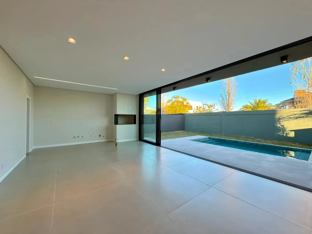 Imagem Casa 4 suítes com piscina - Condomínio Sunset, Xangri-lá