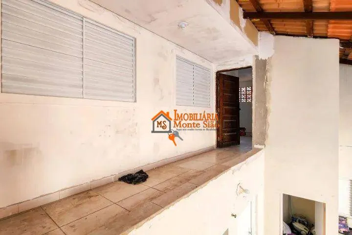 Imagem Sobrado com 6 dormitórios à venda, 250 m² por R$ 906.000 - Jardim Santa Cecília - Guarulhos/SP