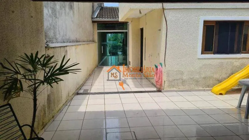 Imagem Sobrado com 3 dormitórios à venda, 175 m² por R$ 799.000,00 - Jardim Santa Clara - Guarulhos/SP