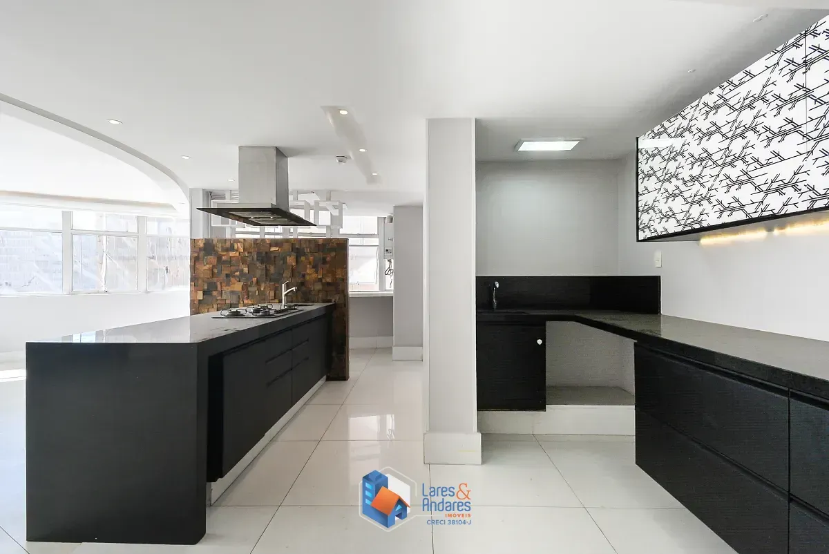 Imagem Apartamento para venda em Jardim Paulistano com 3 quartos, sendo 1 suíte, 178m²