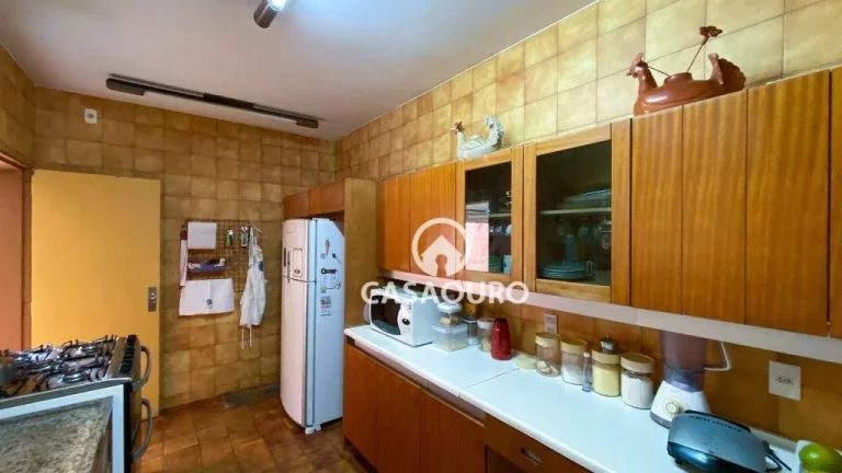 Imagem Casa com 4 dormitórios à venda, 283 m² por R$ 2.200.000,00 - Serra - Belo Horizonte/MG