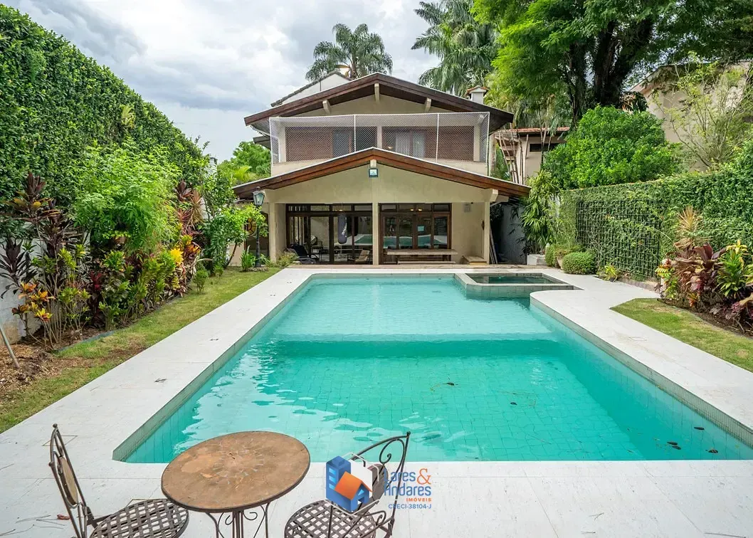Imagem Casa para venda em Jardim Cordeiro com 4 quartos, sendo 4 suítes, 357m²