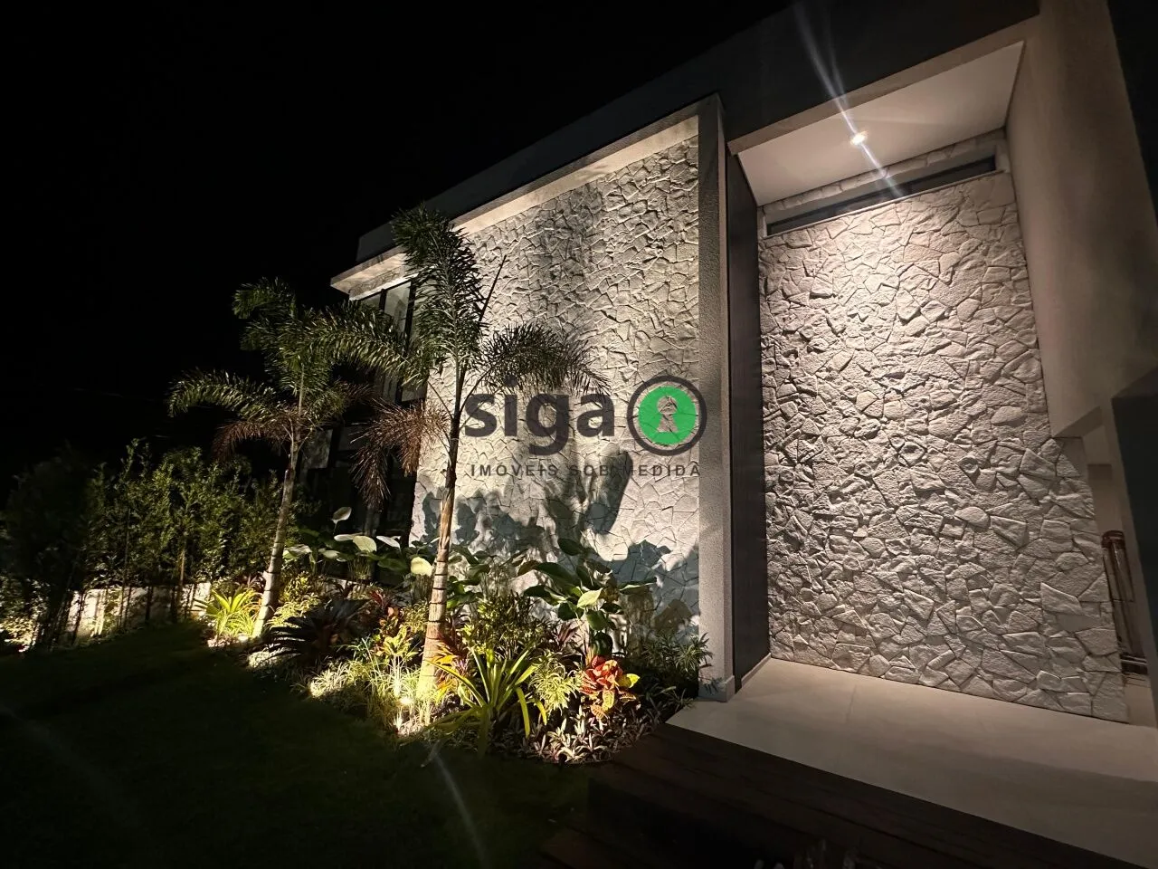 Imagem Casa Nova de Alto Padrão à Venda em Peruíbe