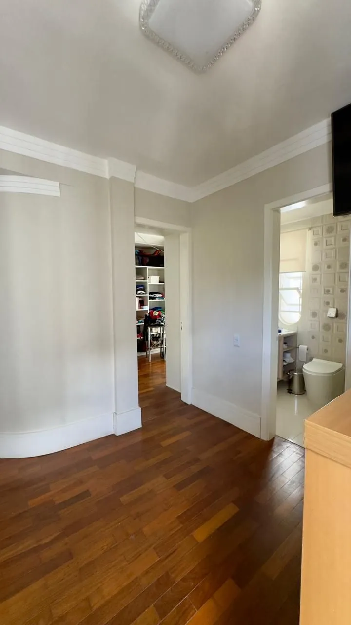 Imagem MÁFFER IMÓVEIS ALUGA - COBERTURA 3 DORMITÓRIOS, MOBILIADA com 500m² de área privativa, 2 Vagas de garagem, Av. Cristóvão Colombo - Higienópolis | Porto Alegre/RS