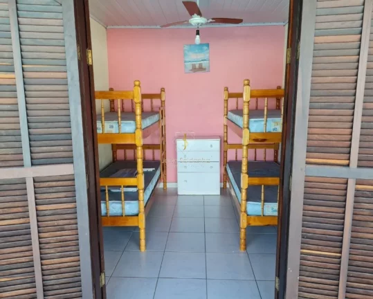 Imagem Casa com piscina grande para venda em Guaratuba!!!!!!!! Venha conferir!!