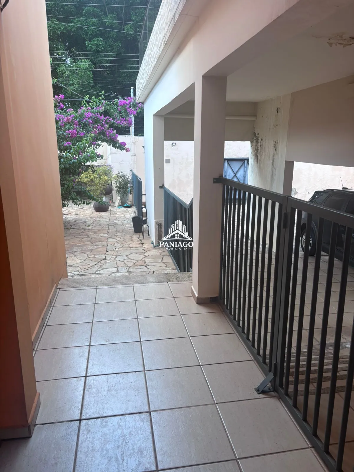 Imagem Casa com 5 Quartos no Bairro Flamboyants Próxima ao Shopping Estação Cuiabá