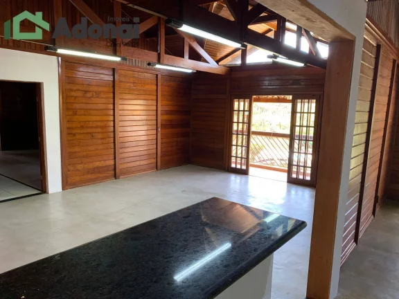 Imagem CHÁCARA COM CASA DE MADEIRA EM JUNDIAÍ, ACEITA APTO MENOR VALOR, CARROS