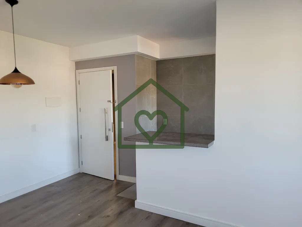 Imagem Apartamento 2 dormitórios com sacada e churrasqueira em localização estratégica! Se você busca ...