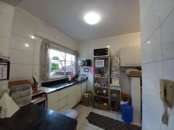 Imagem Village triplex com 2 suítes e 2 vagas à venda, 105 m² por R$ 484.000 - Macuco - Santos/SP