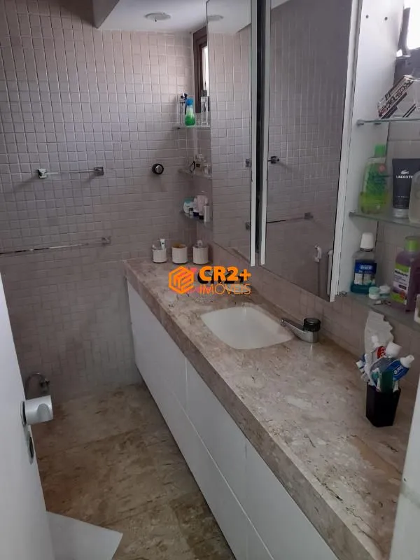 Imagem Cobertura a Venda com 5 Quartos, 3 suítes e Piscina com 460m² em Boa Viagem em R