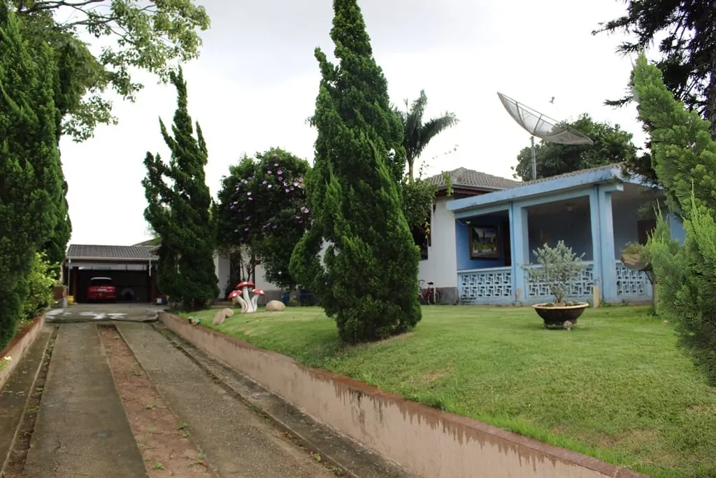 Imagem Casa à venda 6 Quartos, 2 Suites, 1256.52M², Santana, Pindamonhangaba - SP