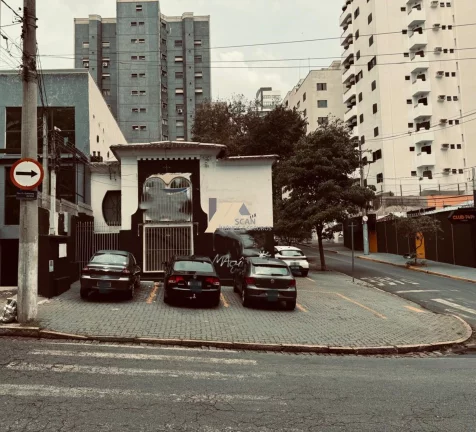 Imagem Casa Comercial à Venda no Cambuí em Campinas, São Paulo