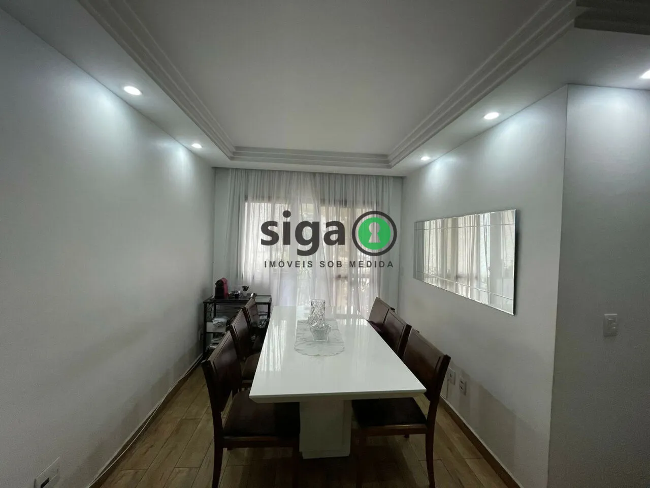 Imagem Sofisticação e exclusividade em Moema com 3 suítes e amplo terraço.