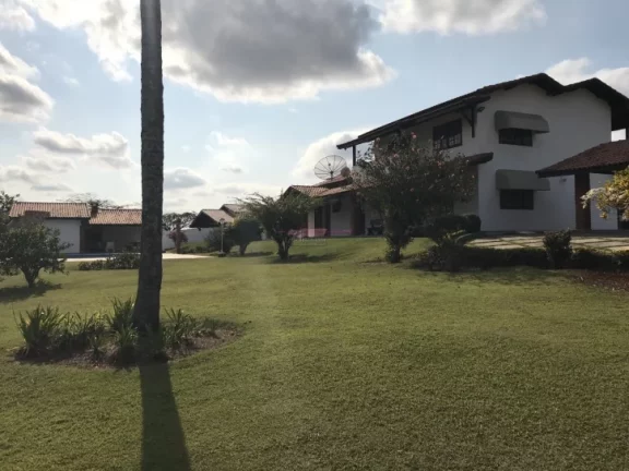 Imagem Chácara a venda em condomínio no interior de São Paulo km 116 Castelo Banco