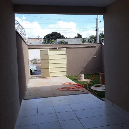 Imagem Casa com 2 Quartos à Venda, 78 m² em Villa Deifiore - Aparecida de Goiânia