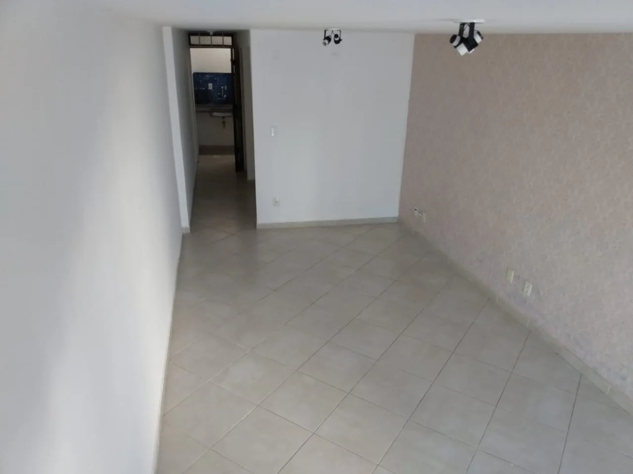 Imagem Comercial para Locação 60M², Centro, Pindamonhangaba - SP | SALA COMERCIAL - CELESTE COZZI