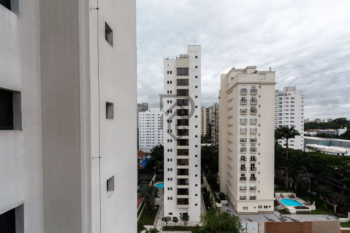 Imagem Apartamento moema andar alto