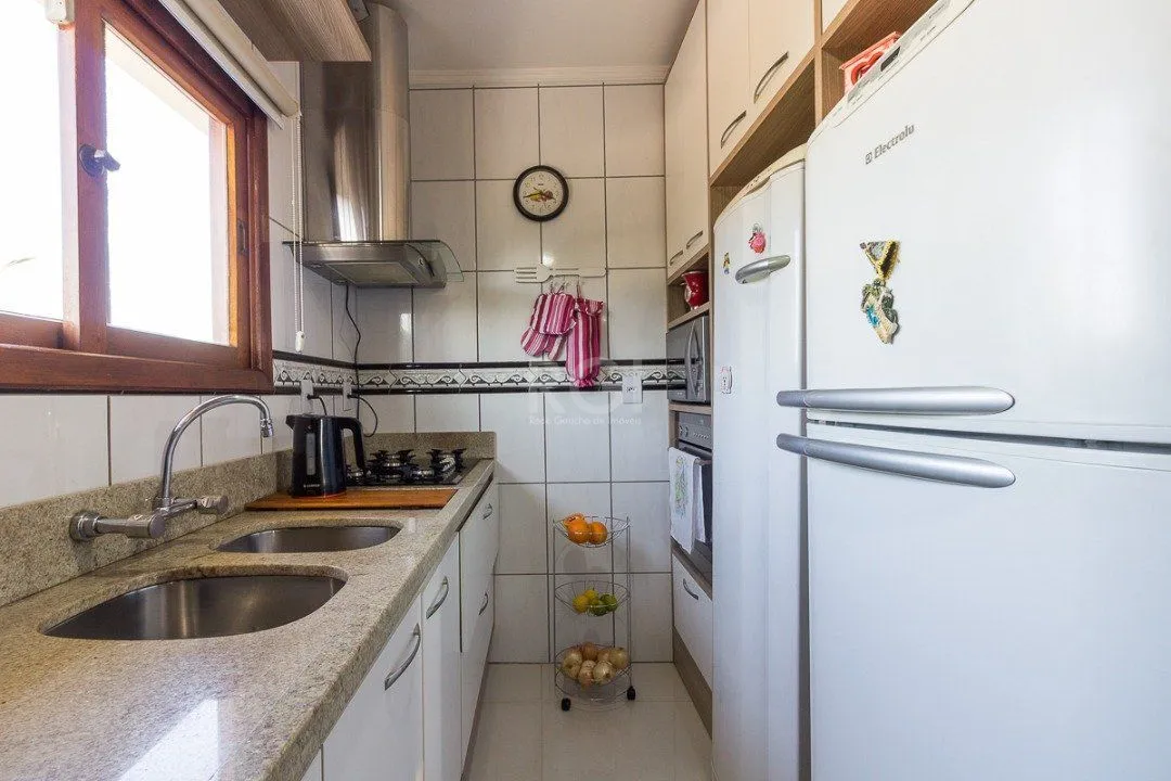 Imagem Casa Condominio para Venda - 191m², 3 dormitórios, sendo 1 suites, 2 vagas - Tristeza