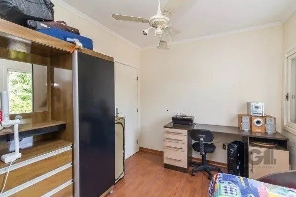 Imagem Vende-se belo sobrado com 3 quartos com suíte e 3 vagas cobertas - 182m² - Vila Ipiranga