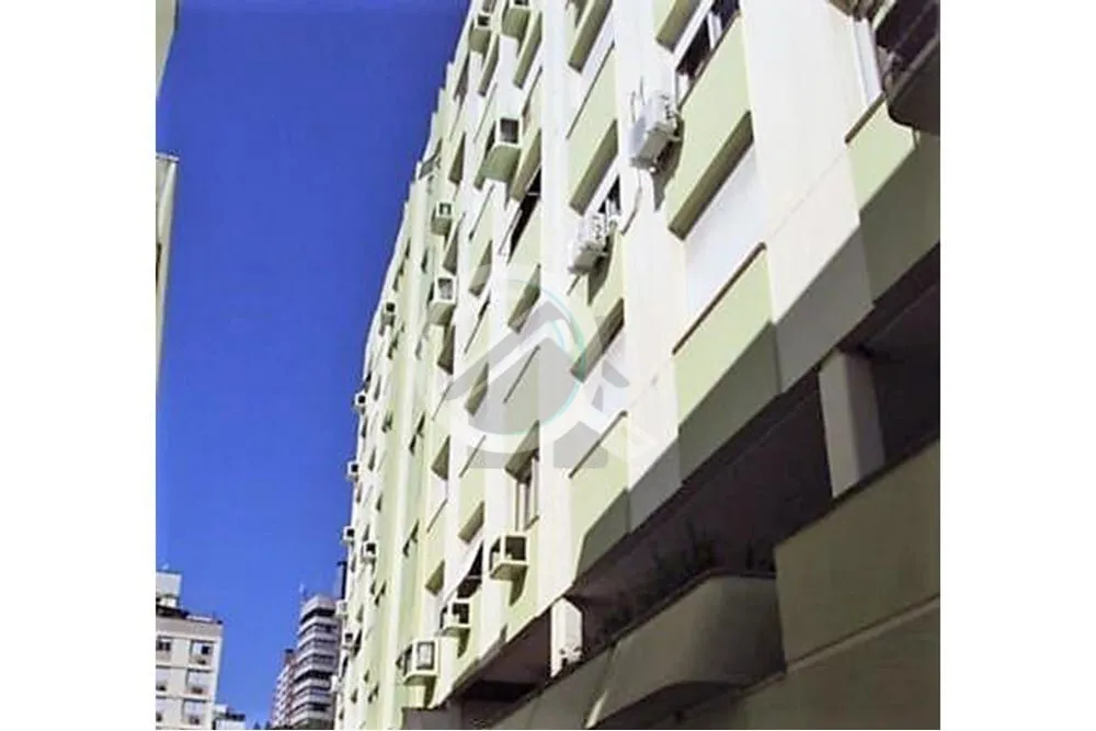 Imagem Bairro Petrópolis, Av. Lucas de Oliveira, esquina Av. Ipiranga, com frente Norte (muito sol!); uma ...