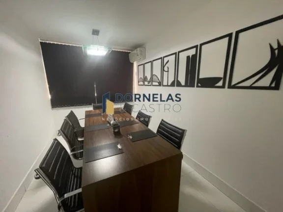 Imagem SALA COMERCIAL BEM AMPLA, DESOCUPADA, NO CENTRO DE BRASÍLIA, ACEITO CARRO COMO PARTE DO PAGAMENTO. SETOR COMERCIAL SUL ED. PALÁCIO DO COMÉRCIO