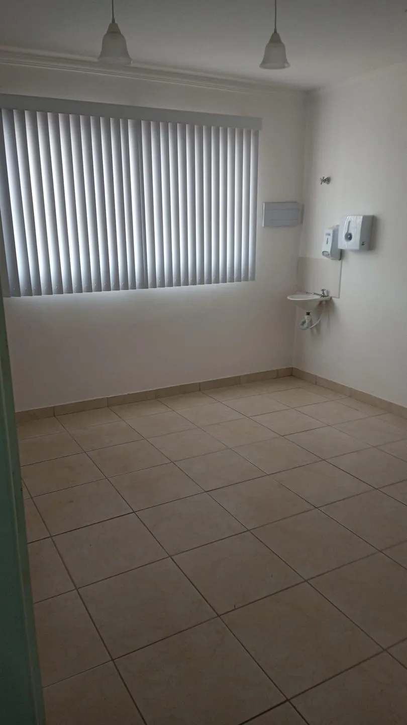 Imagem Comercial à venda 4 Quartos, 1 Vaga, 156.4M², Parque São Domingos, Pindamonhangaba - SP