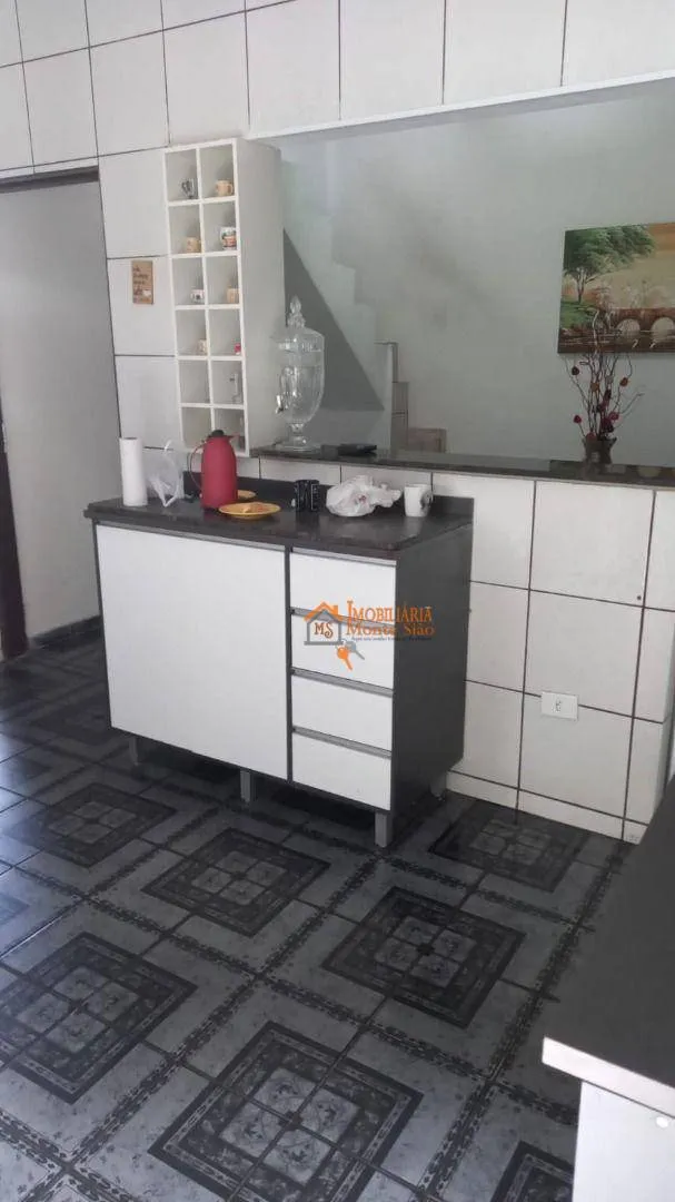 Imagem Sobrado com 3 dormitórios à venda por R$ 320.000,00 - Parque São Miguel - Guarulhos/SP