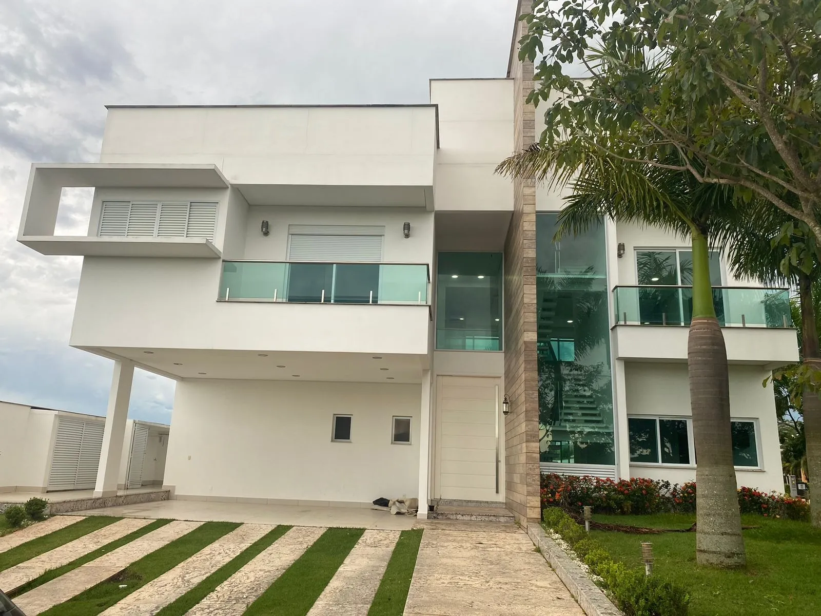 Foto do imóvel Sobrado alto padrão para venda e locação no condomínio Saint Patrick, a 10 minutos do Shopping Iguatemi! em Residencial Saint Patrick, SOROCABA - SP