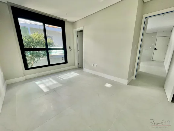 Imagem Excelente apartamento com 1 suíte , lavabo, 1 vaga e hobby box. Condomímio possui salão de festas...