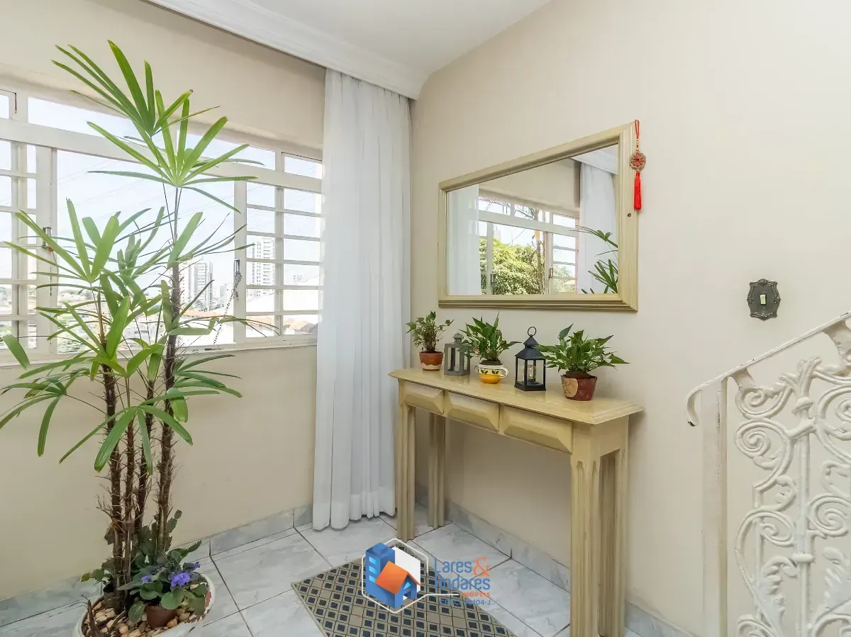 Imagem Sobrado para venda em Vila Paiva com 4 quartos, sendo 3 suítes, 210m²