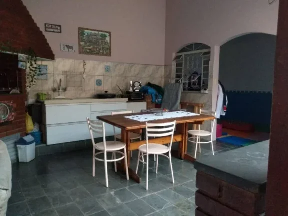 Imagem Casa Sobrado, 3 dormitórios ( 2 suítes), 3 vagas, Vista Verde - Sjc.