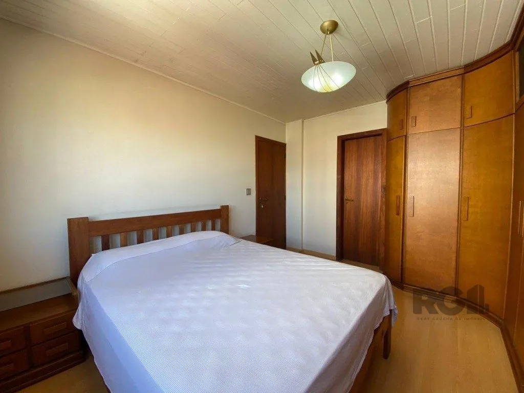 Imagem Cobertura Duplex para Venda - 269,97², 3 dorm, 1 suite, 2 vagas - Menino Deus