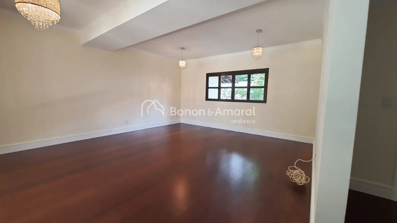 Imagem Casa à venda em Condomínio no Bairro Gramado - Campinas -SP