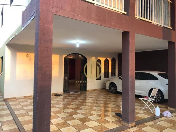 Imagem Casa com 4 dormitórios - 2 suítes - piscina - área gourmet no Jardim Califórnia