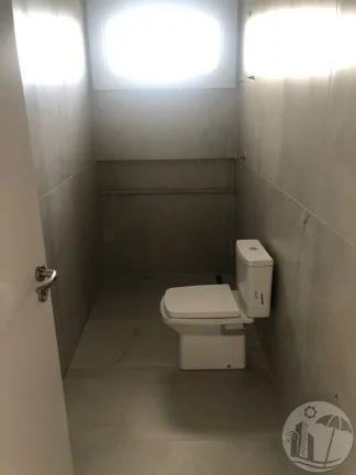 Imagem Linda casa no CALEDÔNIA em Camboriú com 3 Suítes de Esquina
