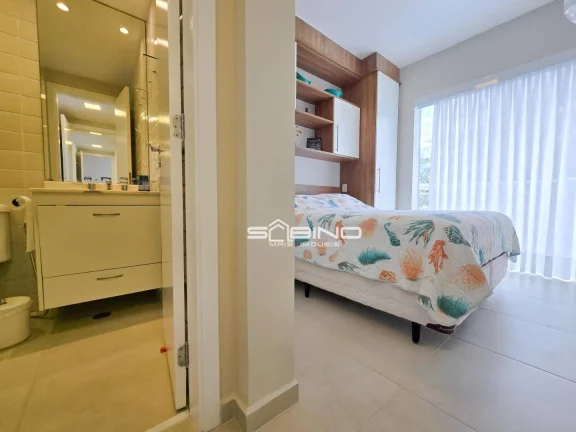 Imagem Apartamento Pé na areia à Venda no Edifício Blue Waves, com 3 dormitórios 1 suíte 83m² - Riviera de São Lourenço - Bertioga SP