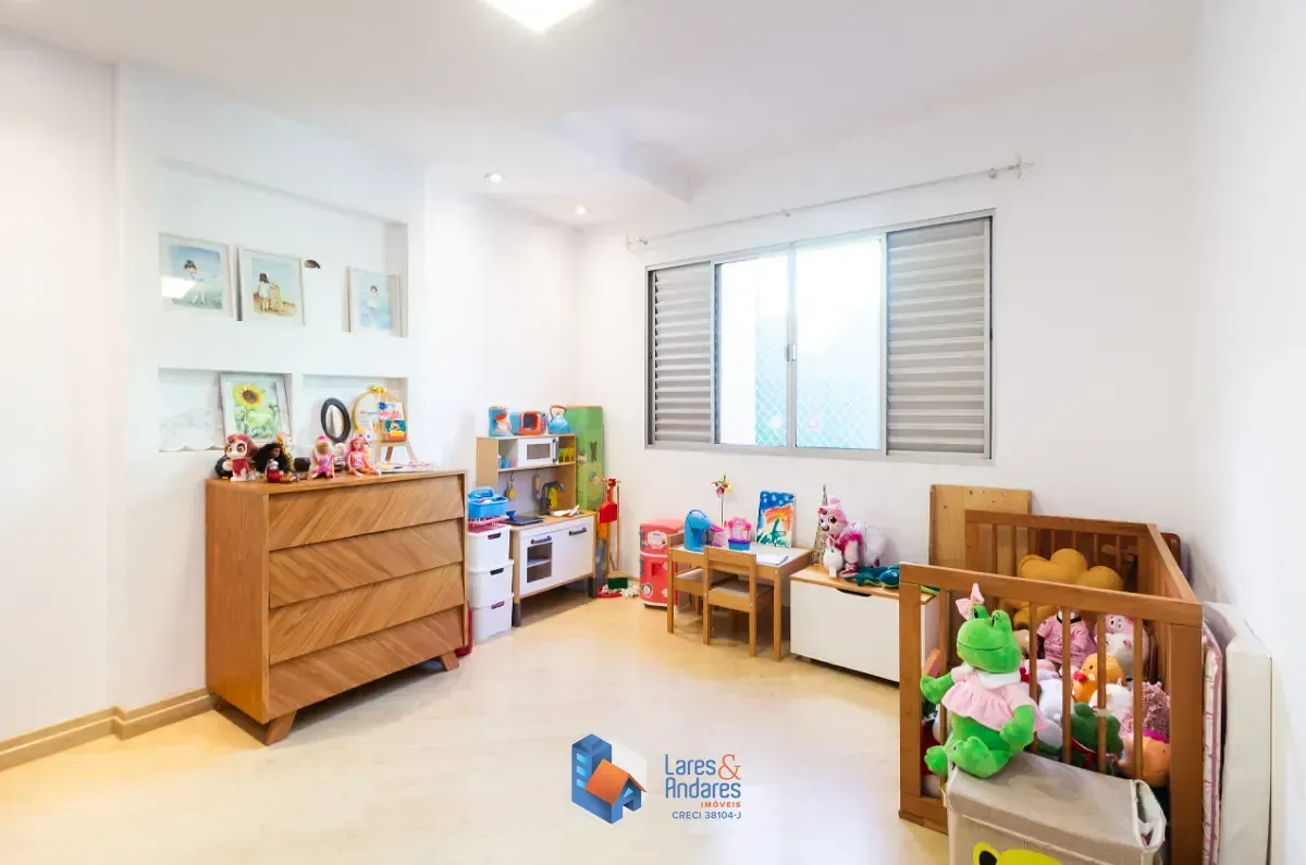 Imagem Sobrado para venda em Vila Madalena com 3 quartos, sendo 1 suíte, 168m²