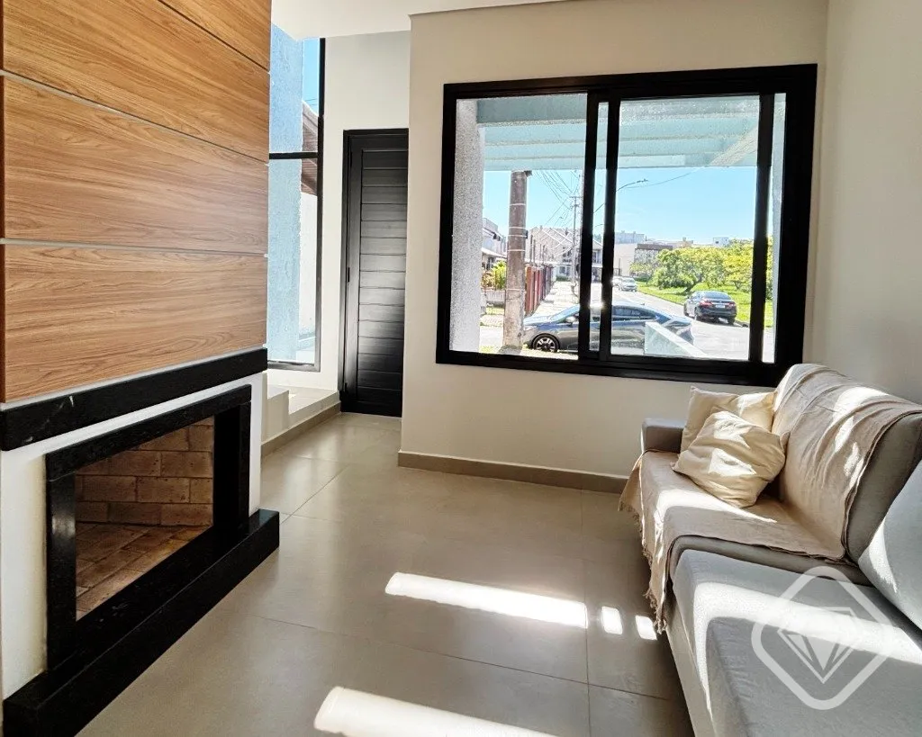 Foto do imóvel Casa nova, mobiliada e pronta para morar, em frente a uma linda praça na Zona Sul. Ao entrar, o li... em Plínio Anele