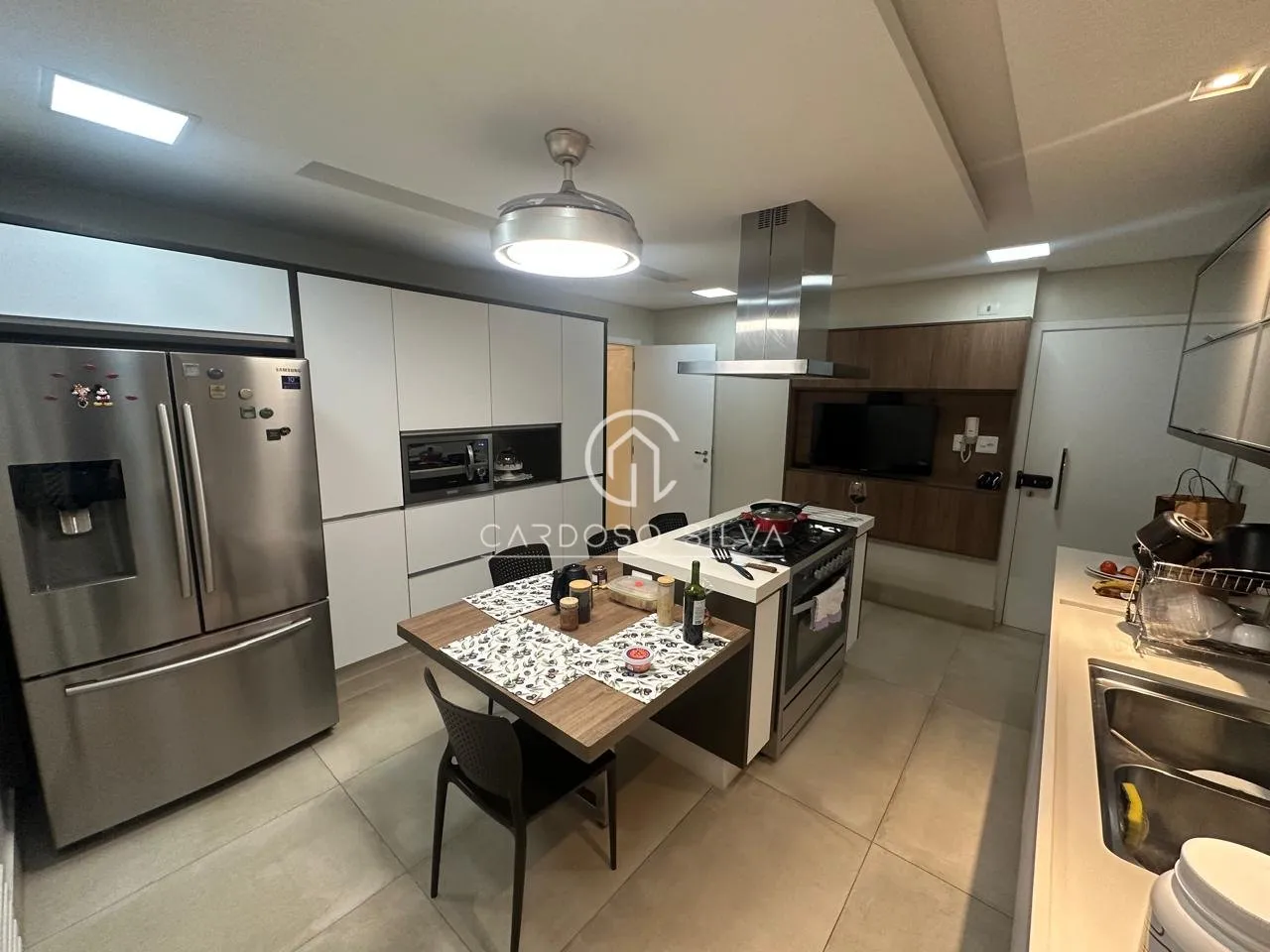 Imagem Espaço Cerâmica - Condomínio Premier - Apartamento de 162m2 com 03 suítes e 03 vagas de garagem - Lazer Completo