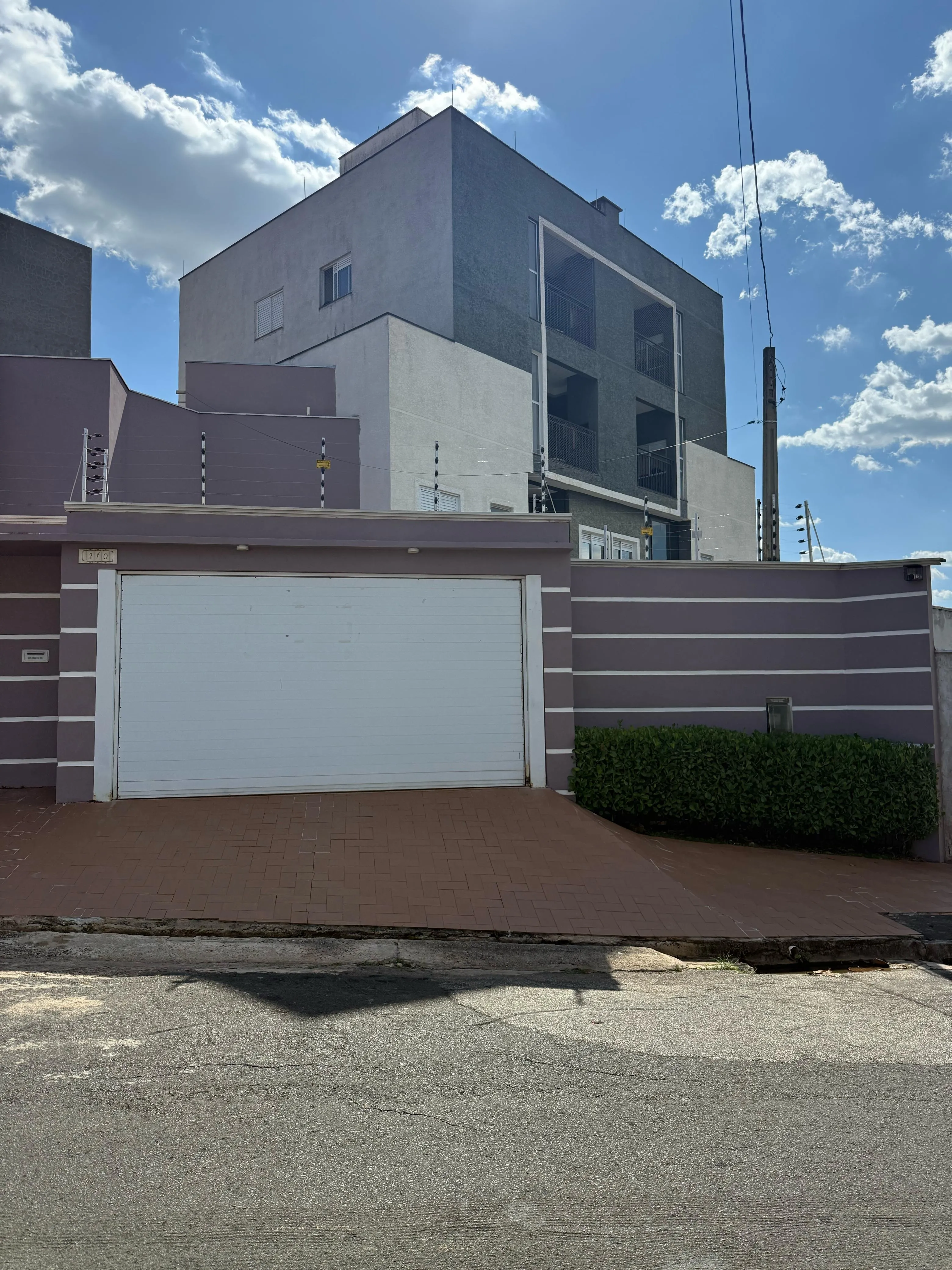 Imagem Casa Moderna com Pé Direito Duplo no Piazza Di Roma ? Sorocaba