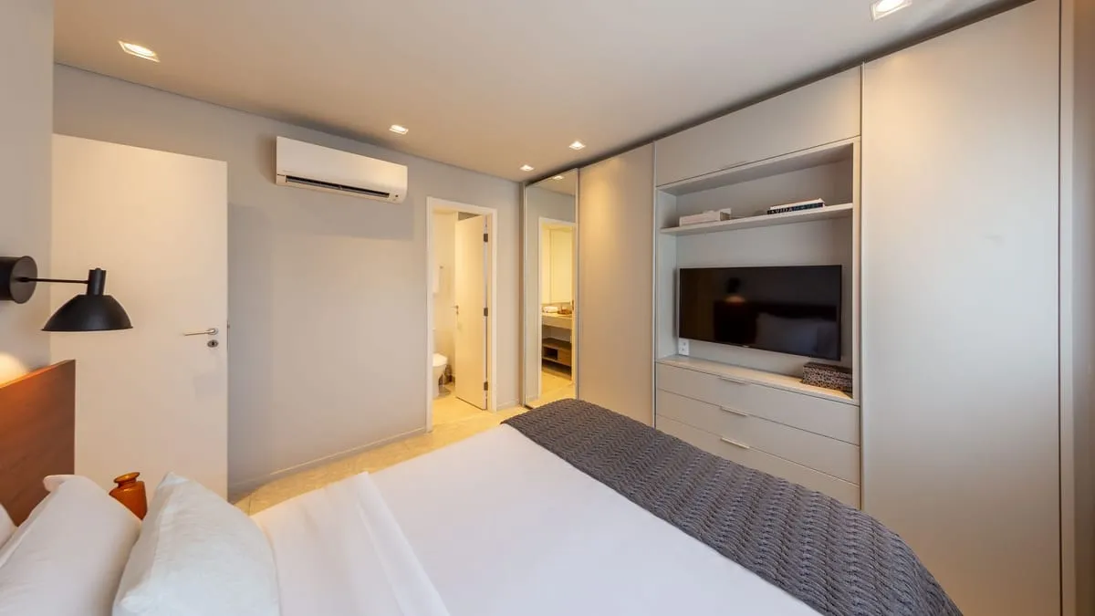 Imagem Apartamento com 2 Quartos para alugar, 64m² - Vila Olímpia