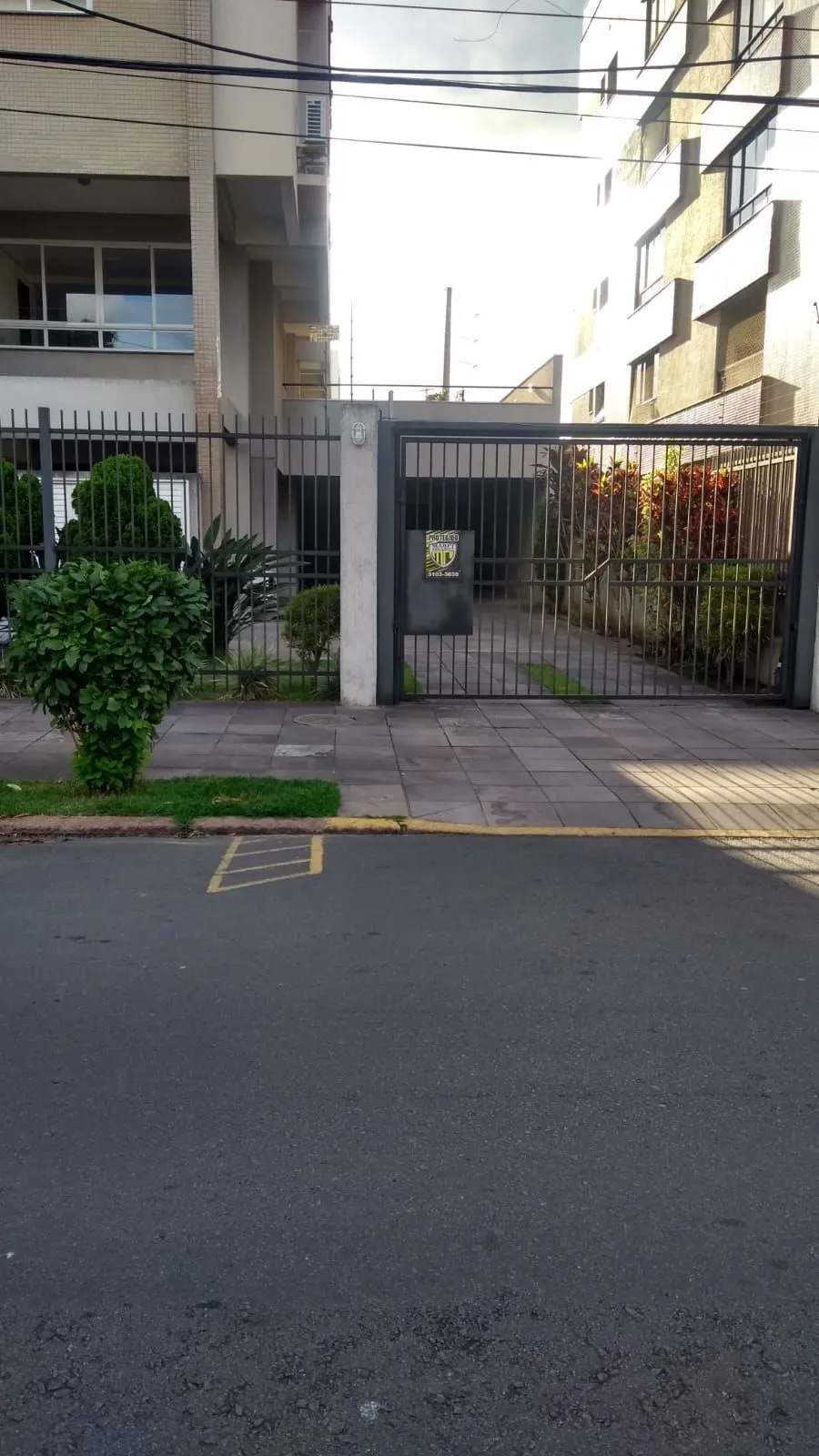 Imagem Apartamento com 02 quartos (01 suíte) e 03 Vagas no Bairro Cristo Redentor