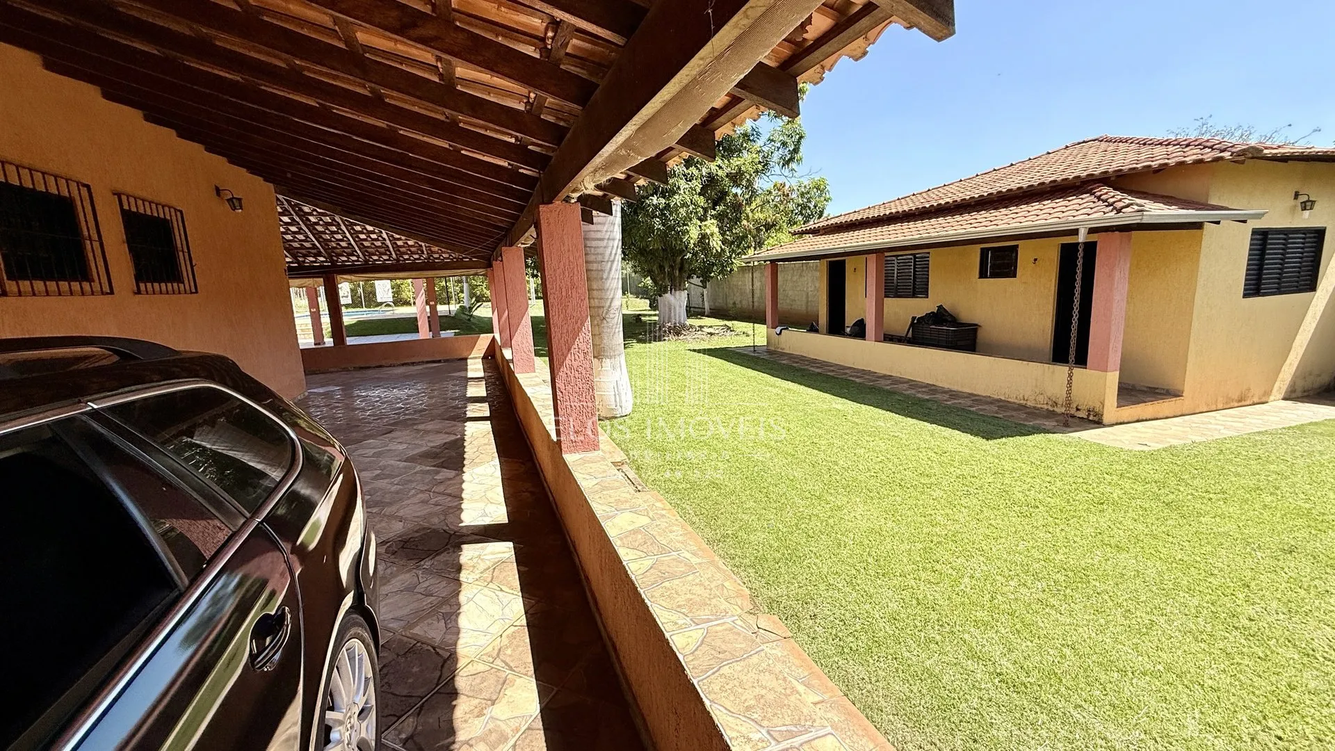 Imagem Chácara de 3 quartos, 250m² no bairro Bairro dos Pires, em Limeira