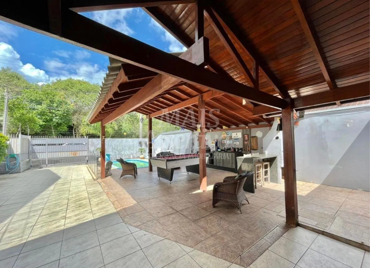 Imagem Casa semi-mobiliada a venda em BomJardim-CampoBom/RS - 4 dormitórios