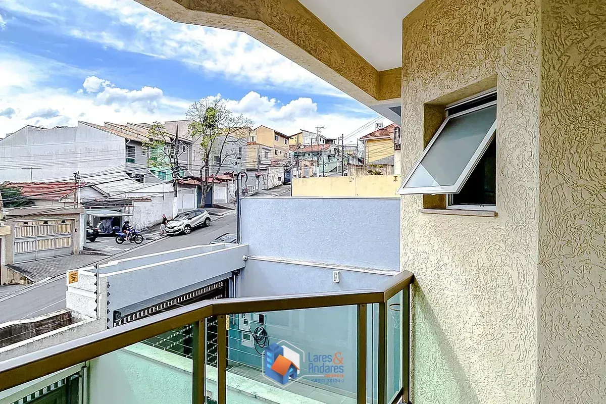 Imagem Casa para venda em Penha de França com 4 quartos, sendo 4 suítes, 212m²