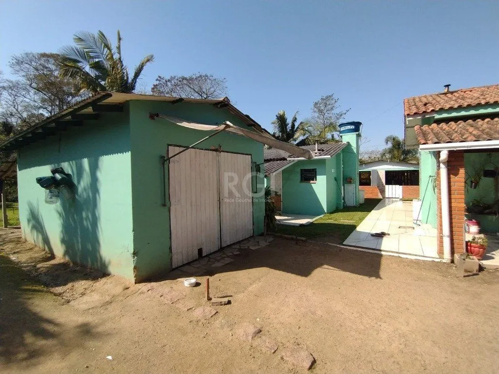 Imagem Sítio para Venda - 245m², 4 dormitórios, 10 vagas - Lami
