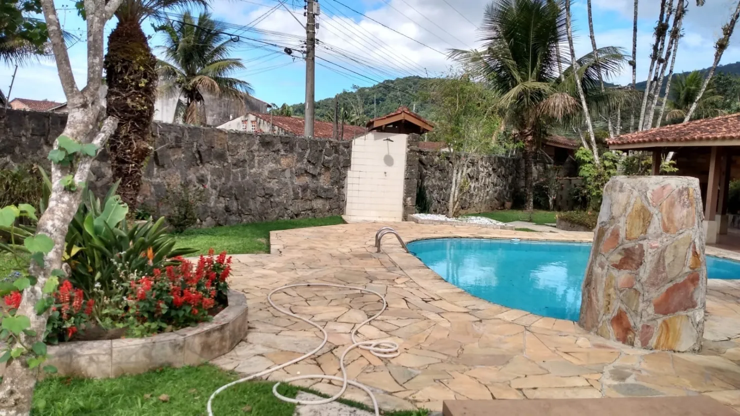 Imagem Casa à venda 2 Quartos, 2 Suites, 4 Vagas, 416M², Jardim Carolina, Ubatuba - SP