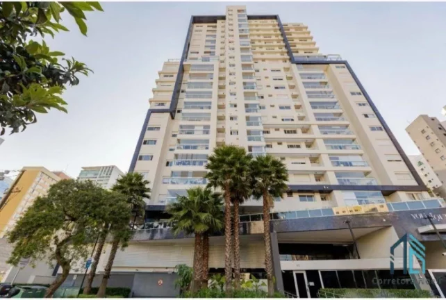 Imagem Apartamento MOBILIADO, 03 quartos c/suíte, 02 vagas no Água Verde em Curitiba PR