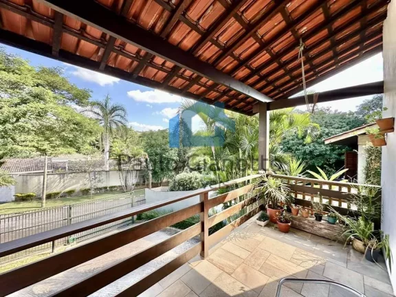 Imagem Linda casa à venda em condomínio na Graja Viana